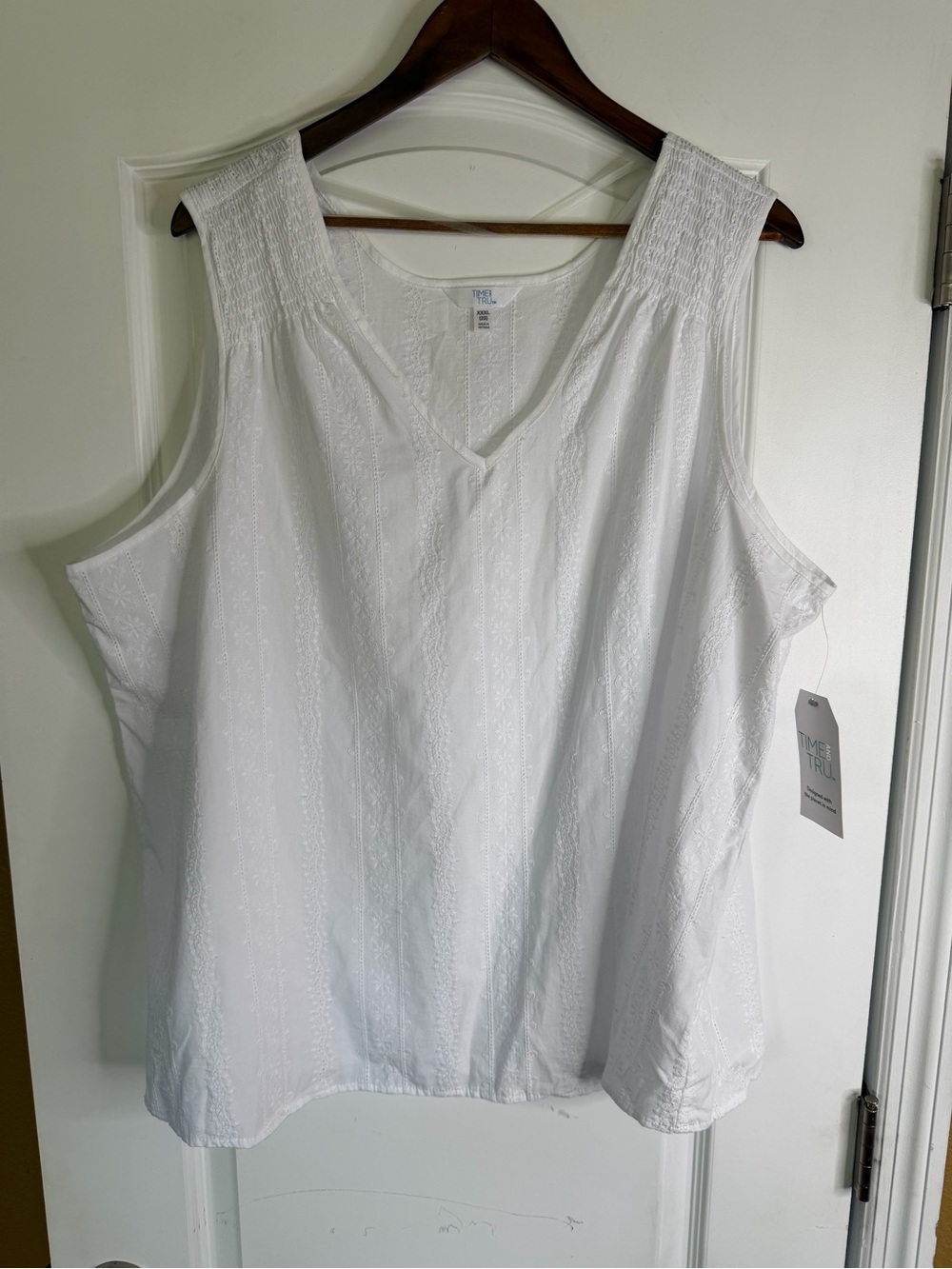 Time and Tru White Embroidered V-Neck Tank Top